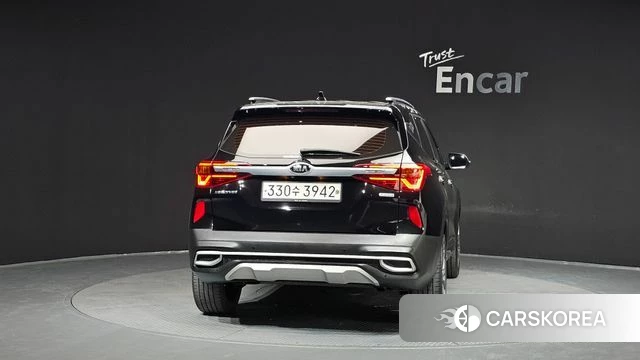 Kia Seltos id 4188019 из Кореи 14