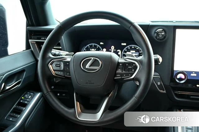 Lexus GX id 4291497 из Китая 14