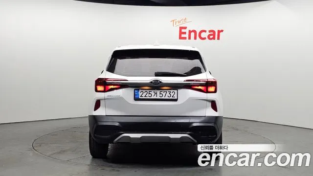 Kia Seltos id 2501400 из Кореи 14