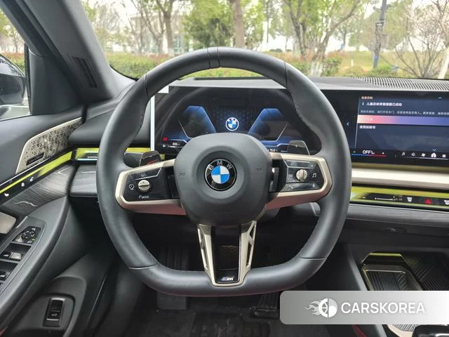 BMW 5 series 2025 Черный из Китая, фото 4