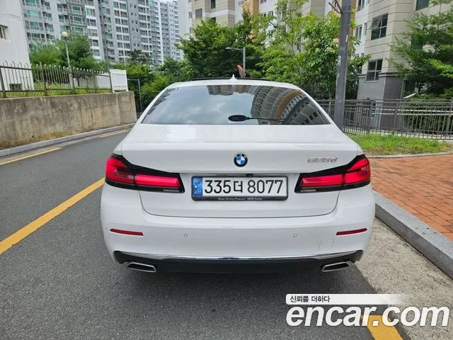 BMW 5 Series (G30) id 2945047 из Кореи 14