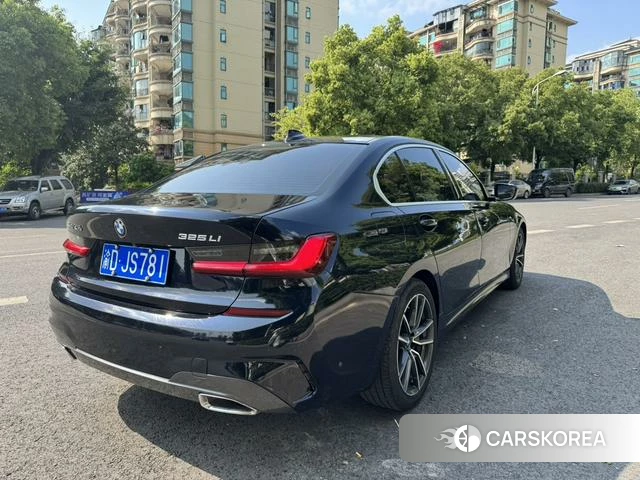 BMW 3 series 2021 Черный из Китая, фото 4