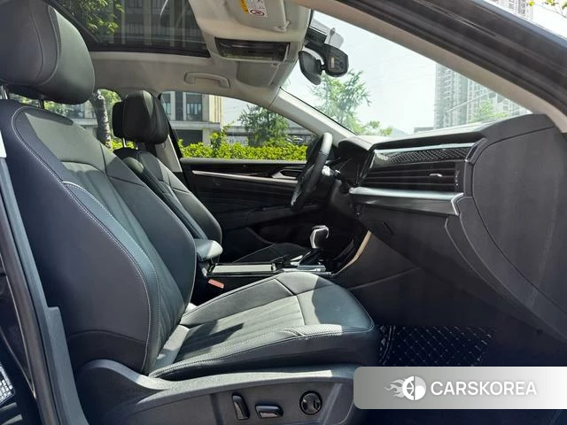 Volkswagen Passat id 4258371 из Китая 23