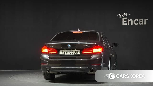 BMW 5 Series (G30) id 4331478 из Кореи 25