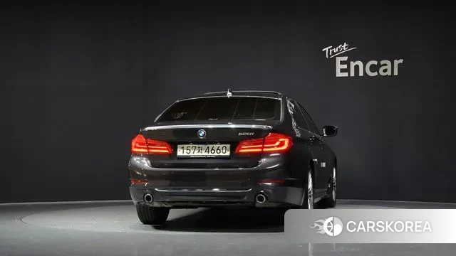 BMW 5 Series (G30) id 3038975 из Кореи 14