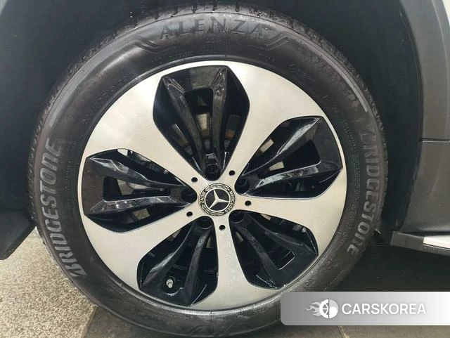 Mercedes-Benz GLB id 3908432 из Китая 13