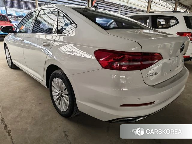 Volkswagen Lavida 2021 Белый из Китая, фото 4
