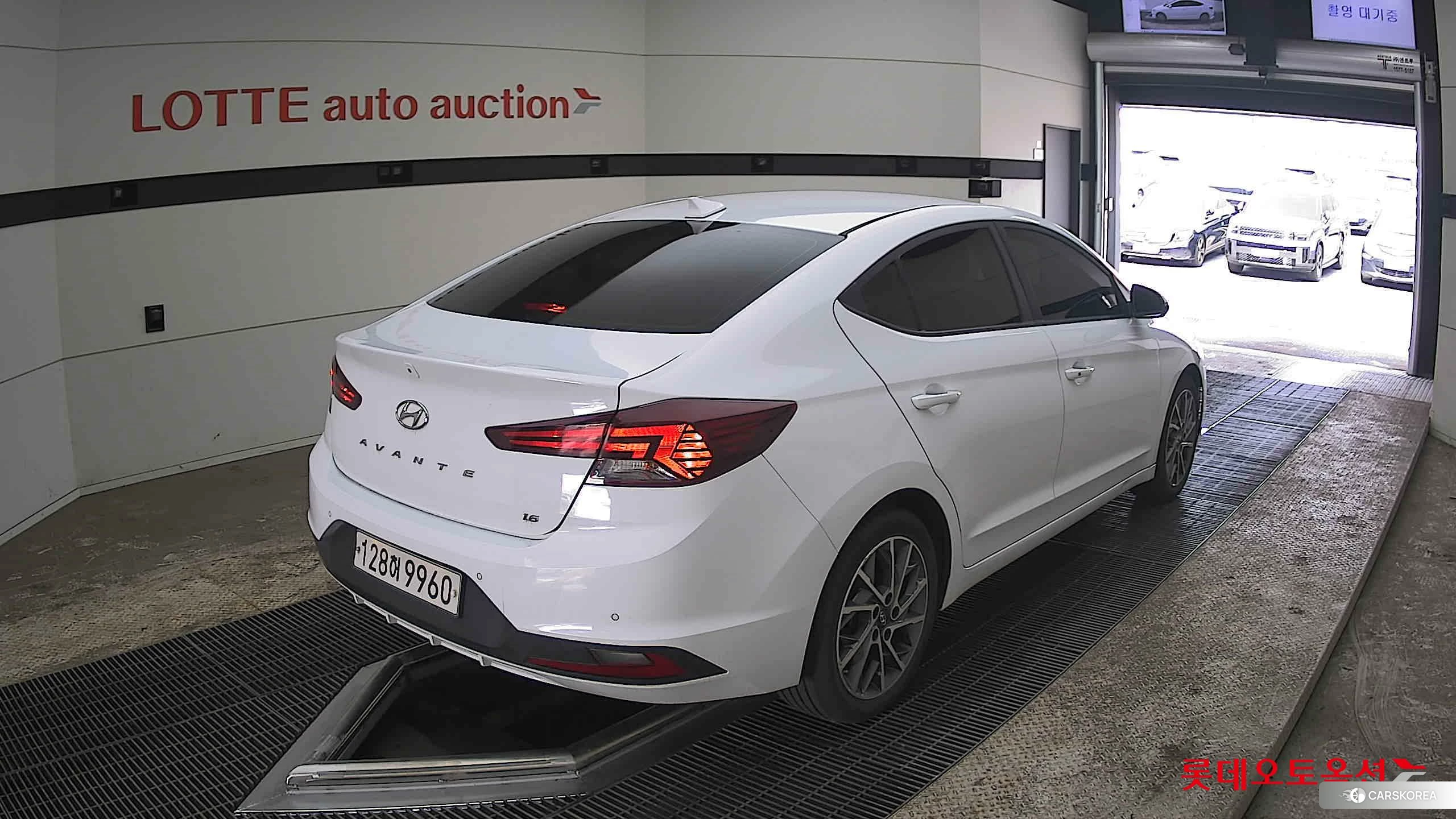 Hyundai Avante id 3875788 из Кореи 30