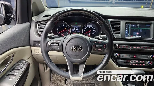 Kia The New Carnival id 2659782 из Кореи 14