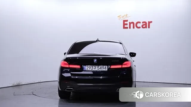 BMW 5 Series (G30) id 3273177 из Кореи 14