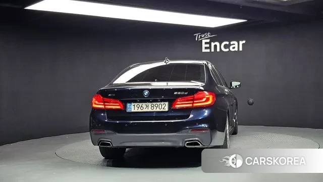 BMW 5 Series (G30) id 3336731 из Кореи 14