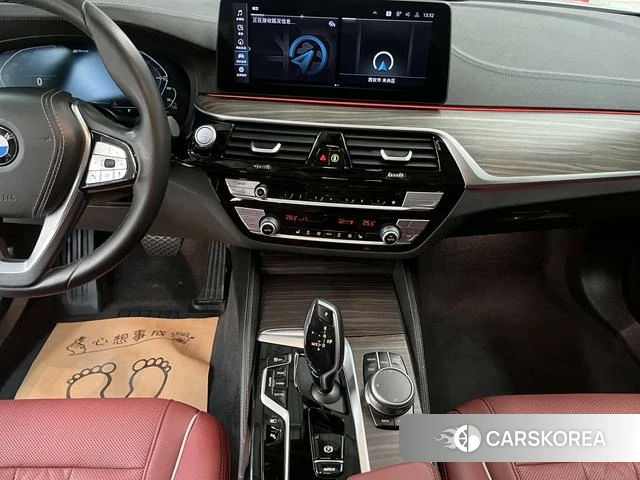 BMW 5 series PHEV id 4271231 из Китая 12
