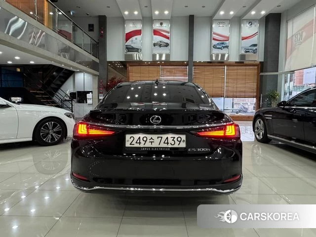 Lexus ES300h 7th generation id 3952948 из Кореи 14
