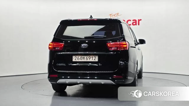 Kia The New Carnival id 4502342 из Кореи 14