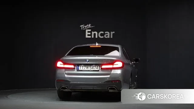 BMW 5 Series (G30) id 3394368 из Кореи 14