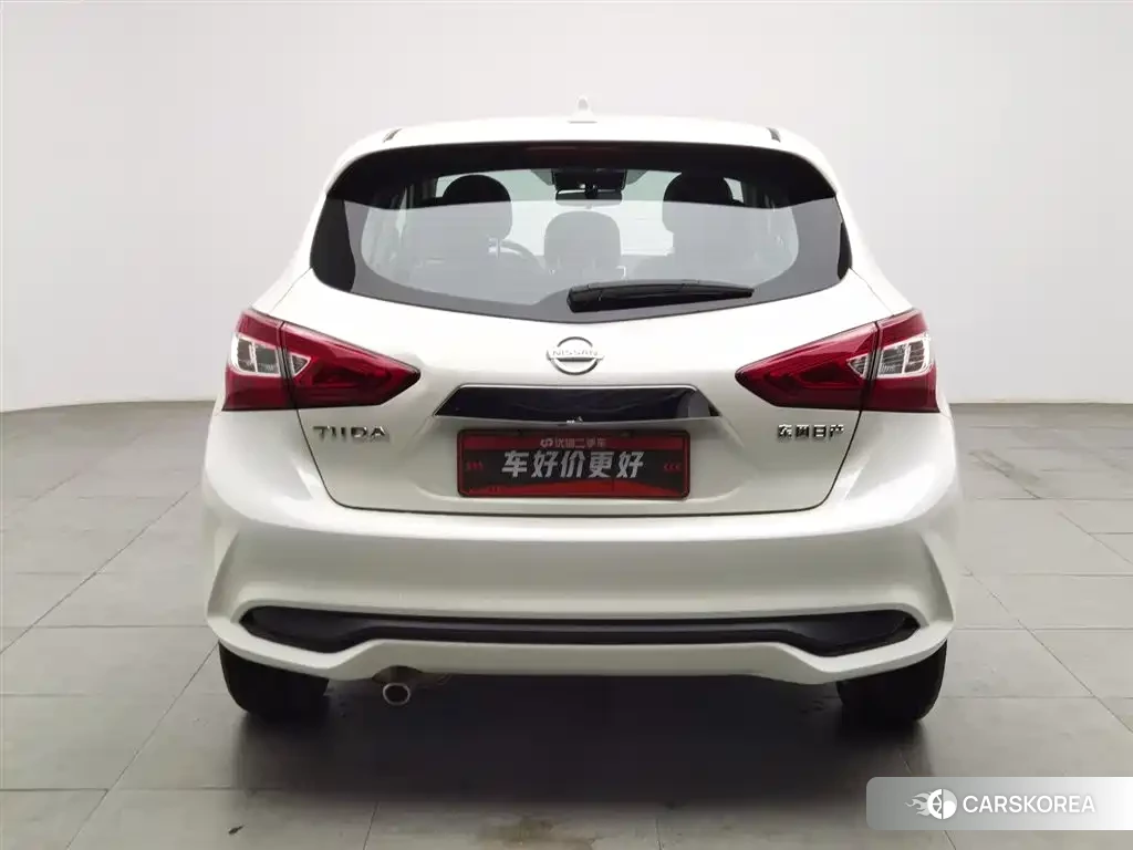 Nissan Tiida id 4565402 из Китая 18
