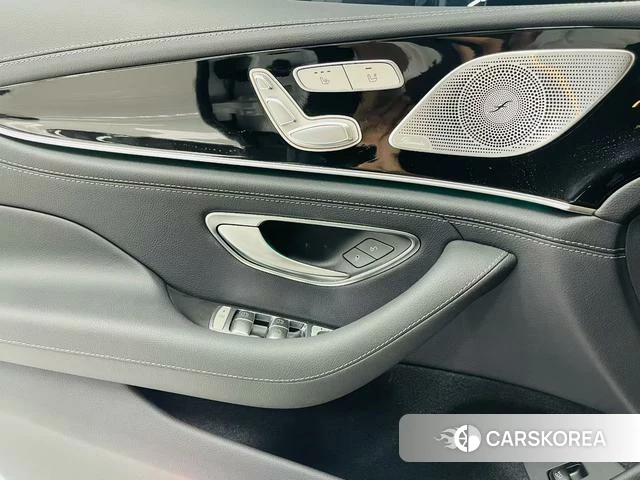 Mercedes-Benz AMG GT 2025 Белый из Китая, фото 4
