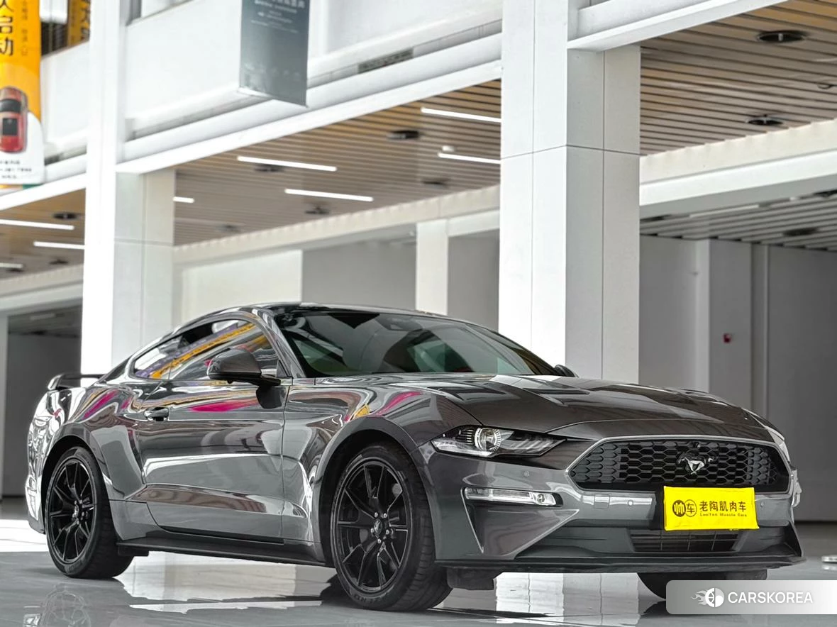 Ford Mustang 2021 Темно-серый из Китая, фото 4