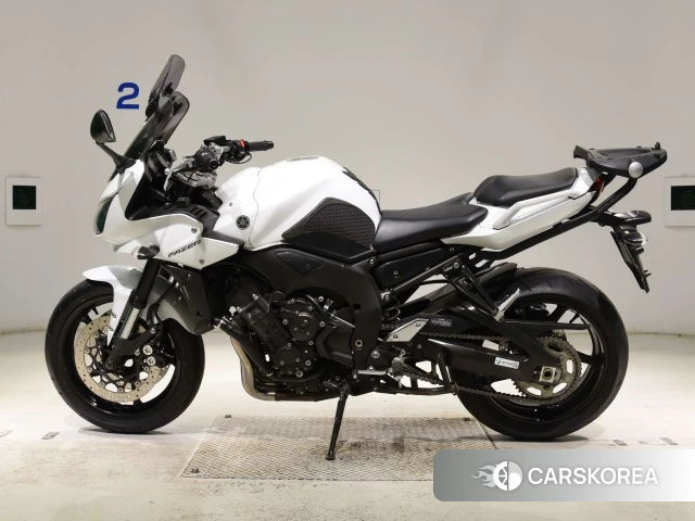 Проданный Yamaha FZ1 FEATHER 2011 из Японии