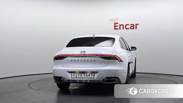 Hyundai The New Grandeur IG id 4383221 из Кореи 24