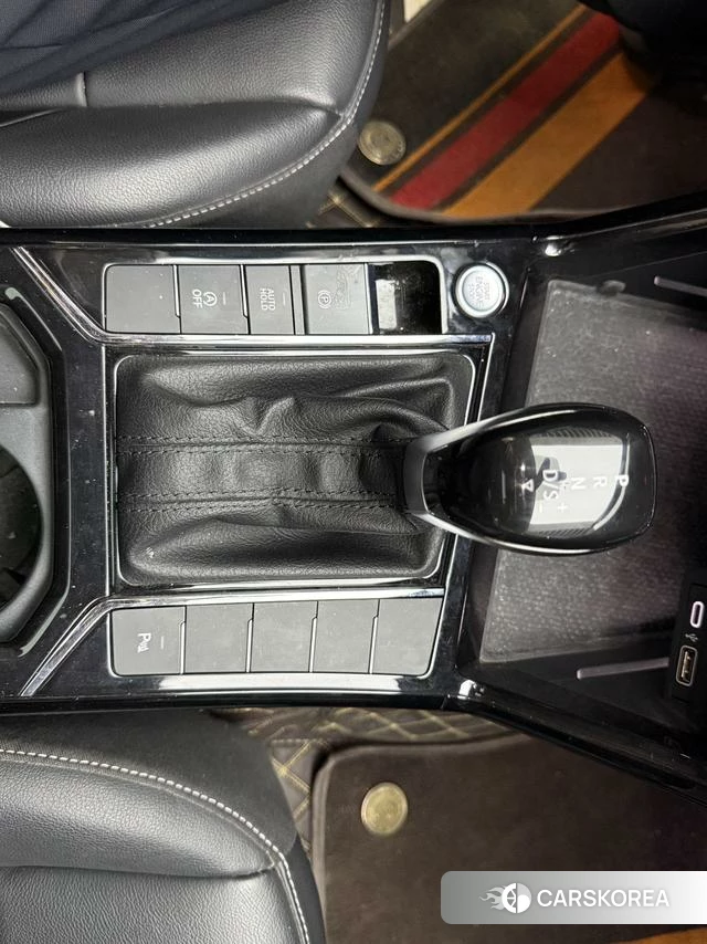 Volkswagen Passat id 4314357 из Китая 12