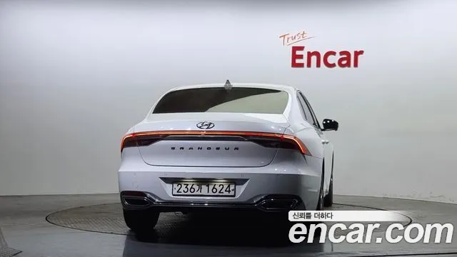 Hyundai The New Grandeur IG id 2710817 из Кореи 14