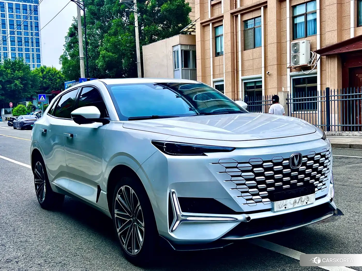Chang'an Changan UNI-K id 4548373 из Китая 8