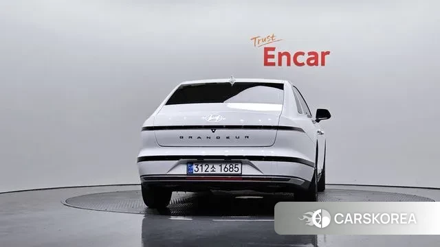 Hyundai Grandeur Hybrid (GN7) id 3295043 из Кореи 14