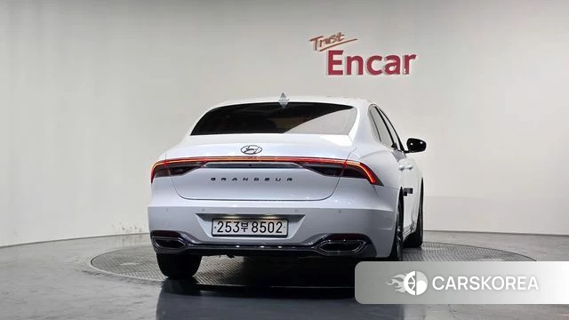 Hyundai The New Grandeur IG id 4736793 из Кореи 24