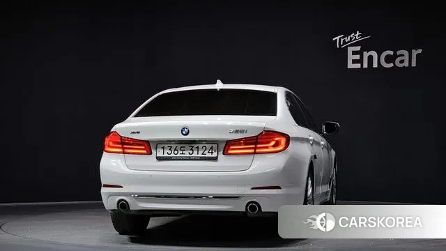 BMW 5 Series (G30) id 3454456 из Кореи 14