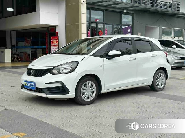 Honda Fit 2023 Белый из Китая, фото 5