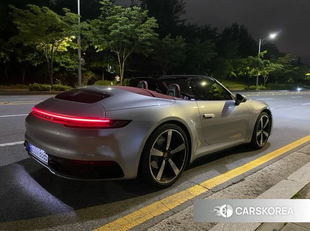 Porsche 911(992) 2022 Серебряный из Кореи, фото 4