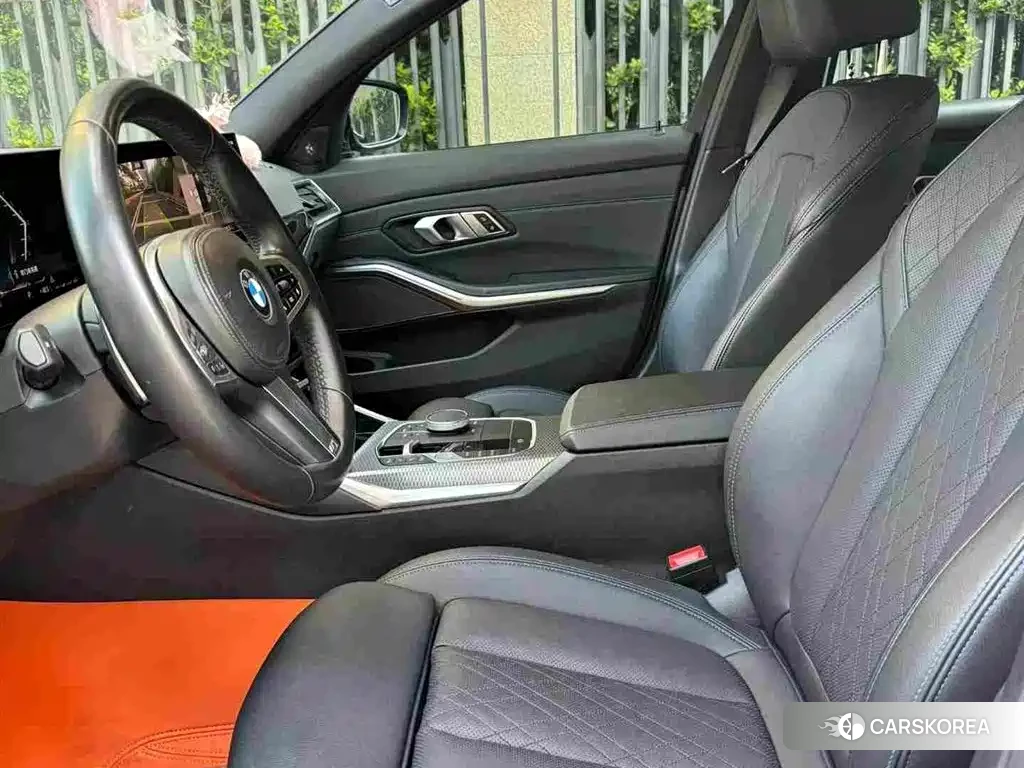 BMW 3 series 2023 Silver/gray из Китая, фото 4