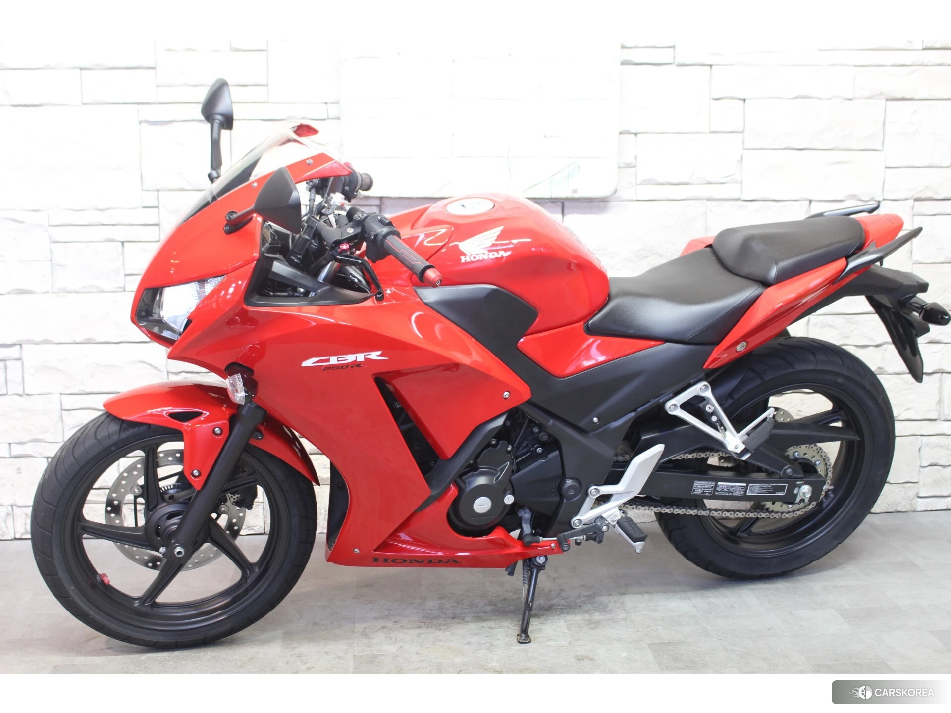 Honda CBR250R 2015 из Японии, фото 2