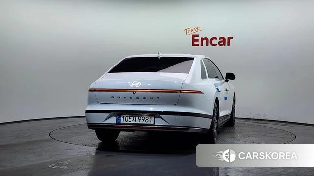 Hyundai Grandeur (GN7) id 3891731 из Кореи 14