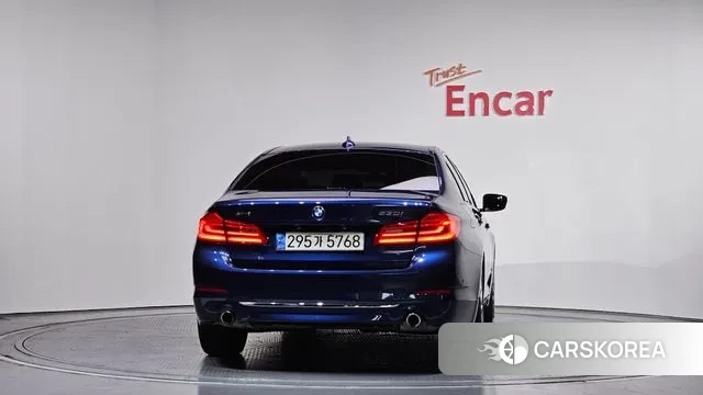 BMW 5 Series (G30) id 3779018 из Кореи 14