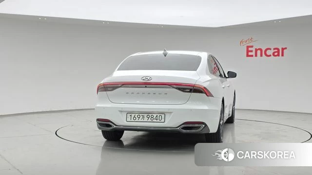 Hyundai The New Grandeur IG id 4651843 из Кореи 14