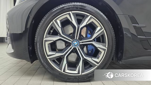 BMW i4 id 4905408 из Кореи 26