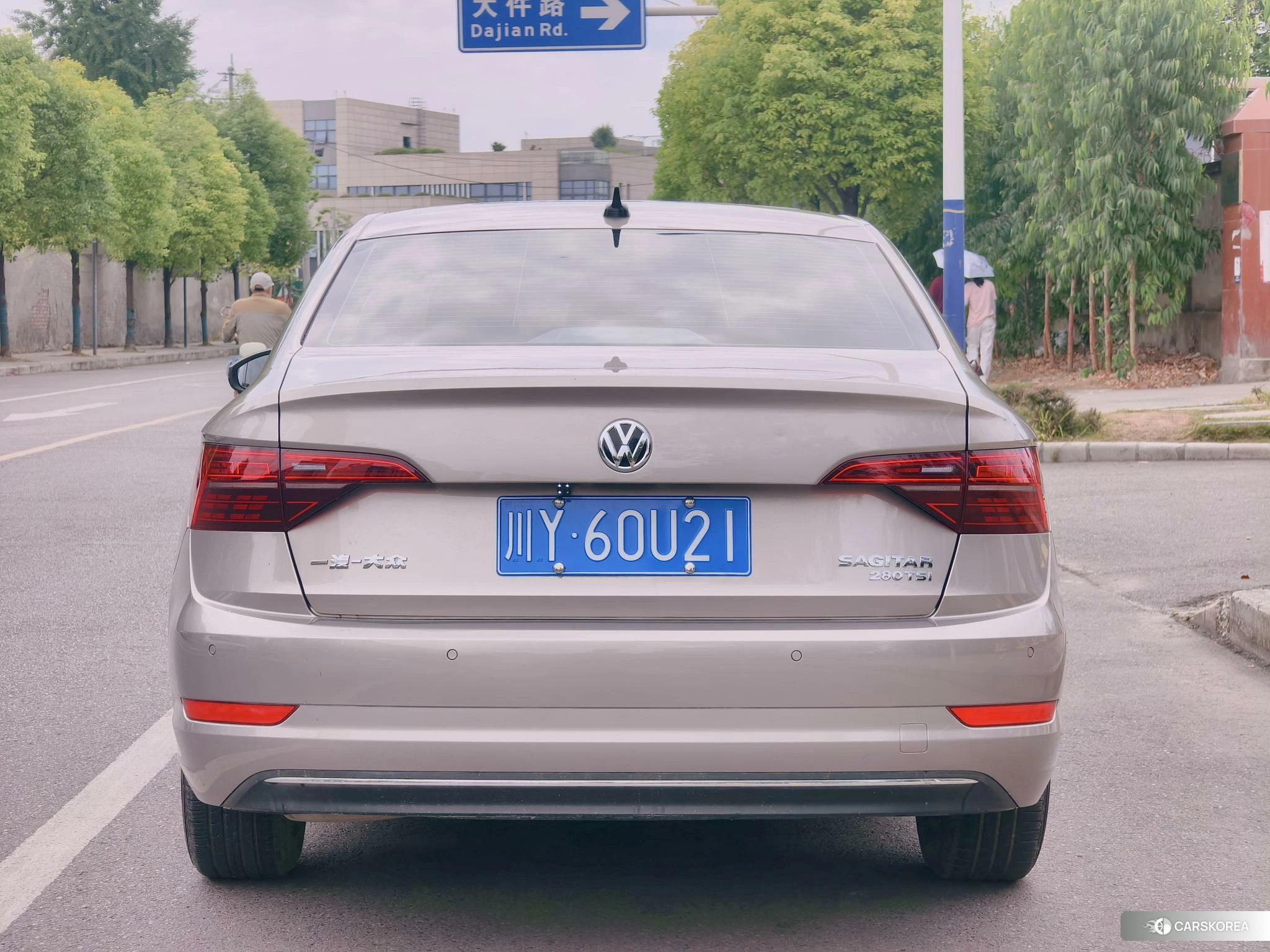 Volkswagen Sagitar id 4407438 из Китая 8