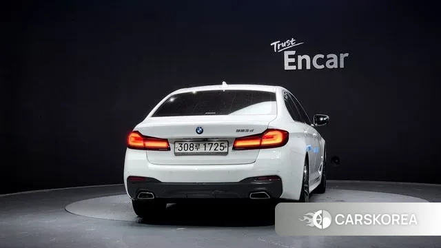 BMW 5 Series (G30) id 3232862 из Кореи 14