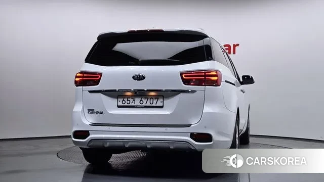 Kia The New Carnival id 3583155 из Кореи 14