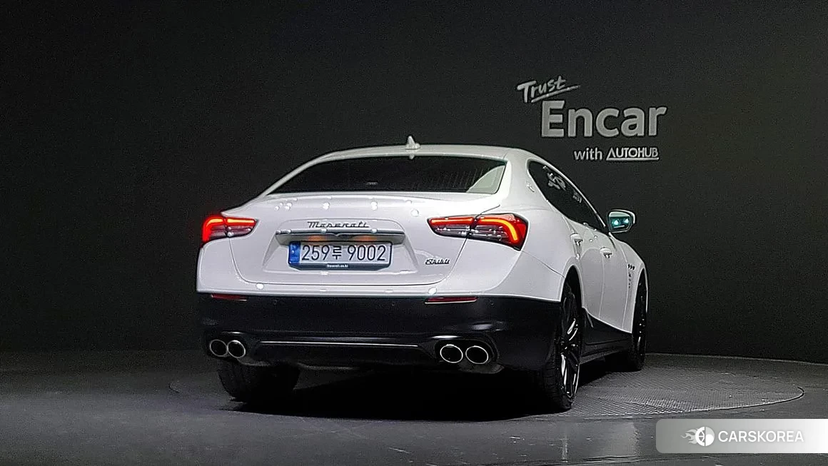 Maserati Ghibli id 1116863 из Кореи 14