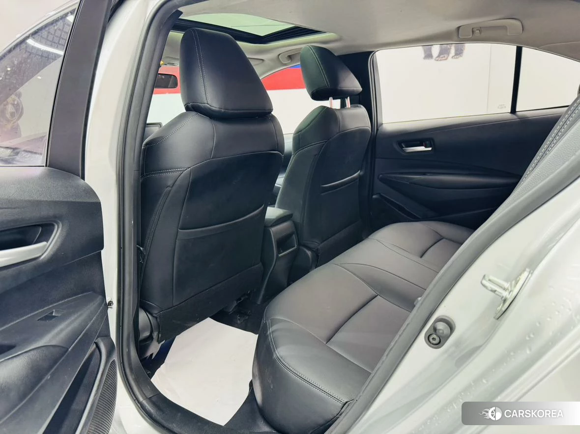 Toyota Corolla id 4514896 из Китая 7