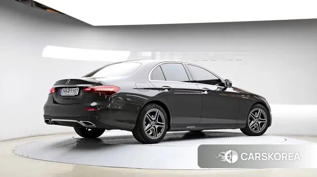 Mercedes-Benz E-Class W213 id 3359950 из Кореи 14
