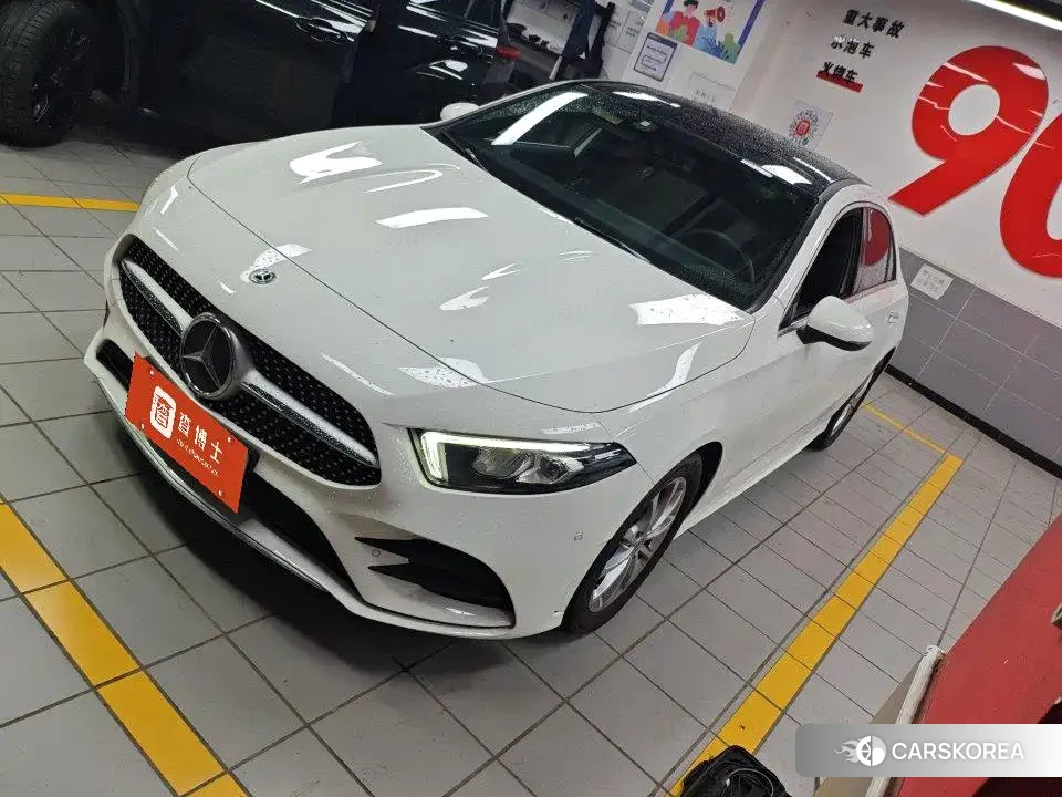 Mercedes-Benz A-Class 2019 Белый из Китая, фото 4
