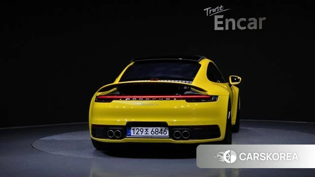 Porsche 911(992) id 4416277 из Кореи 28