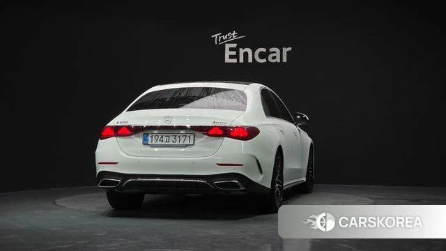 Mercedes-Benz E-Class W214 id 3909298 из Кореи 14