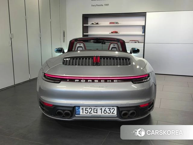 Porsche 911(992) 2024 Серебряный из Кореи, фото 6