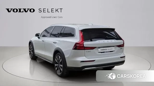 Volvo V60 Cross-Country 2nd Generation id 3425260 из Кореи 14