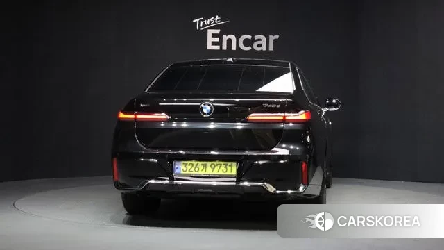 BMW 7 Series (G70) id 3684601 из Кореи 14